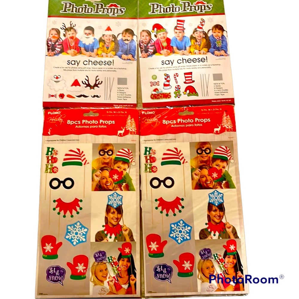4~Funny Holiday Themed Photo Booth Props Parties Christmas Fun Photo Kit Of 32